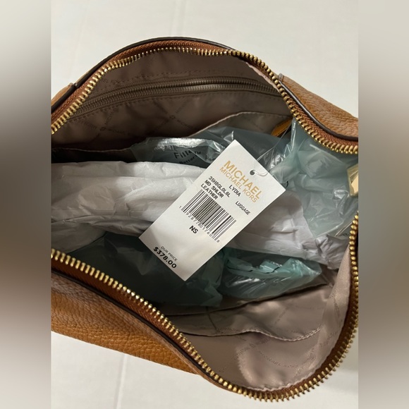 Coach Lydia Leather Hobo Bag - Picture 9 of 14